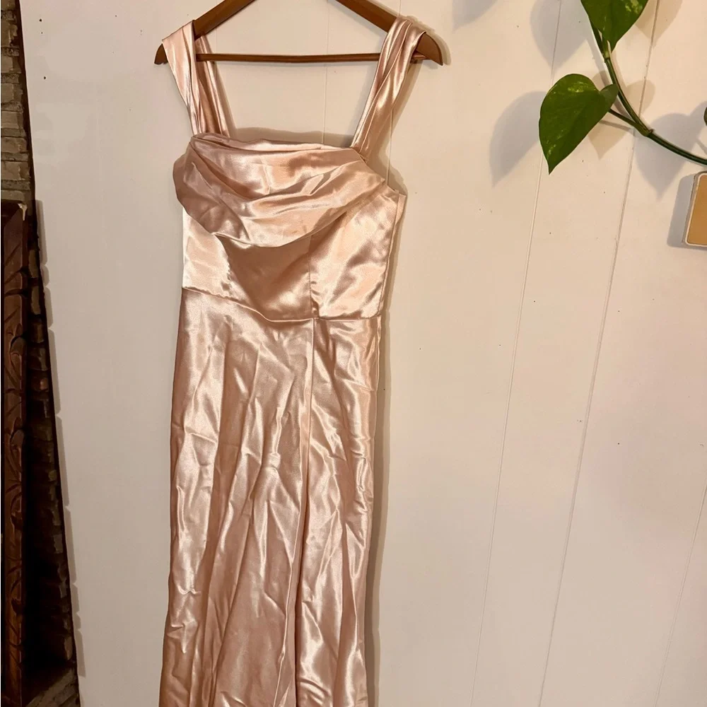 Chic Satin Maxi Dress in Soft Rose - Picture 1 of 12